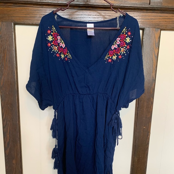 Time and Tru Other - ⭐️ Time&Tru, Swimsuit coverup w/ tassel ties ⭐️